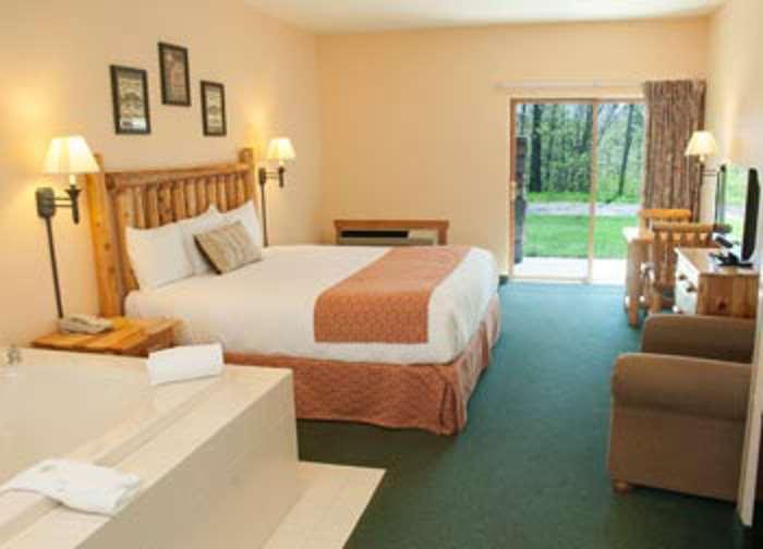Hotel The Waters Of Minocqua Pokoj fotografie